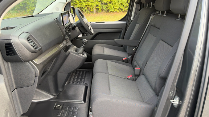 Vauxhall Vivaro L1 Diesel 1.5 Turbo D 120 Pro H1 Van - Image 13